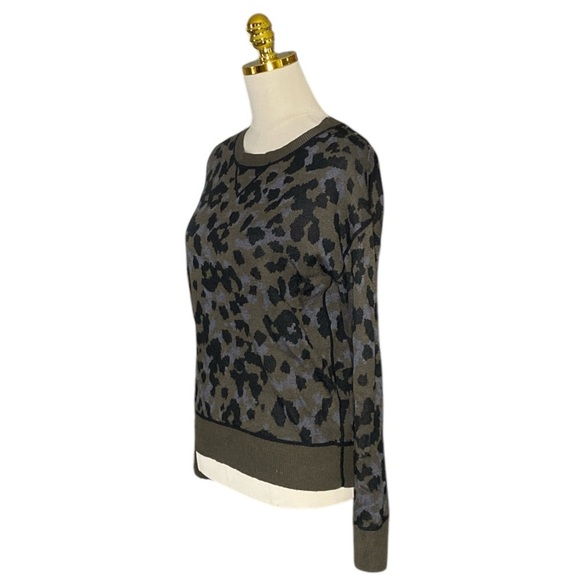 ANTHROPOLOGIE | Women’s Ethan Camo Print Sweater Size XE - Picture 7 of 10